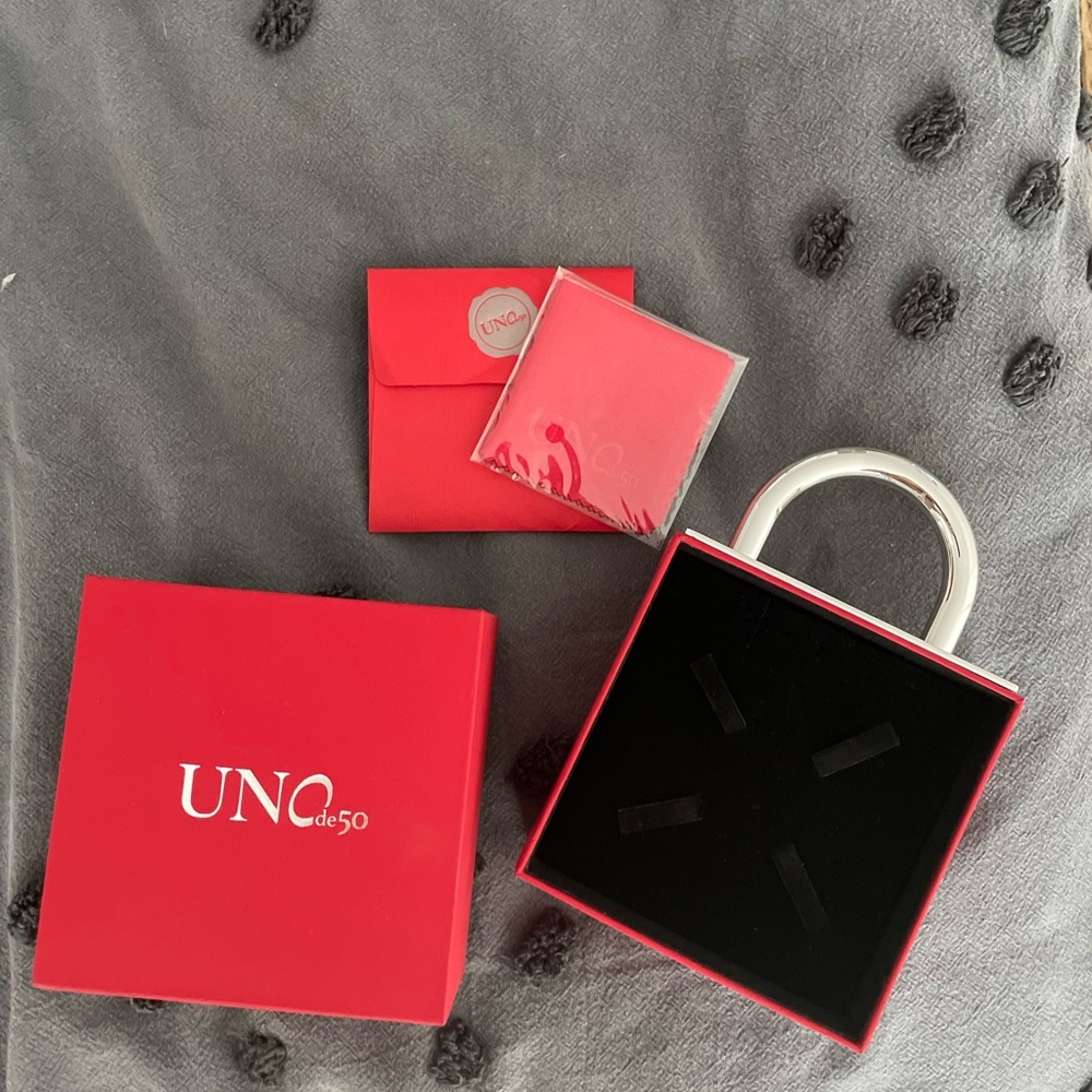 Jewelry boxes